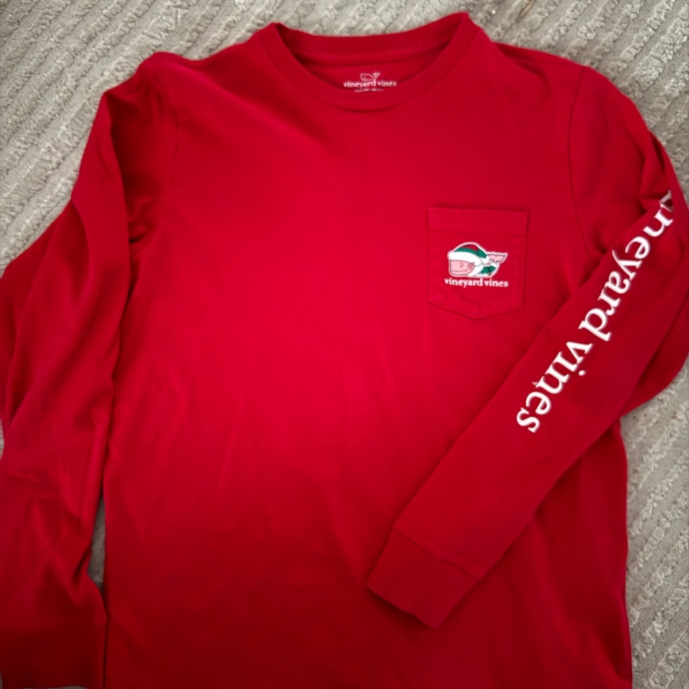 Vineyard Vines long sleeve T-shirt, Christmas, edition. Size medium.